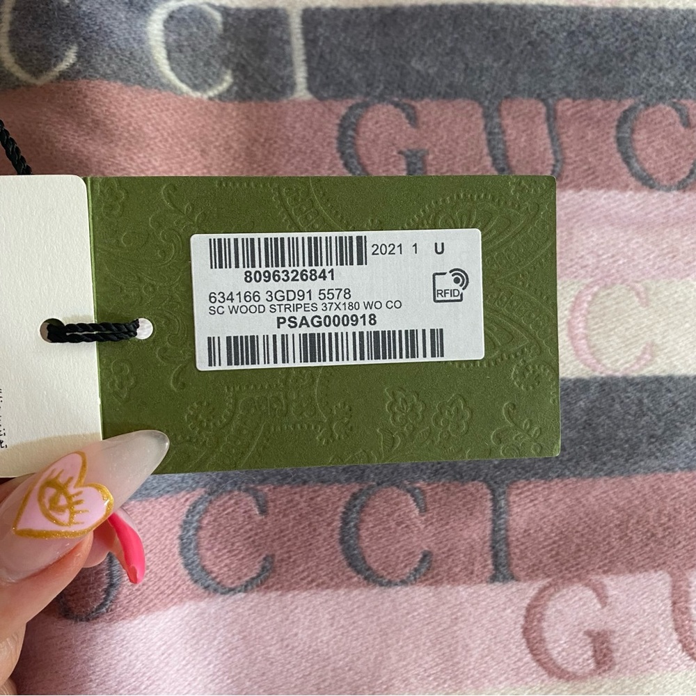 Gucci Scarf Wool Stripes Logo GG Barbie Pink - Picture 7 of 11